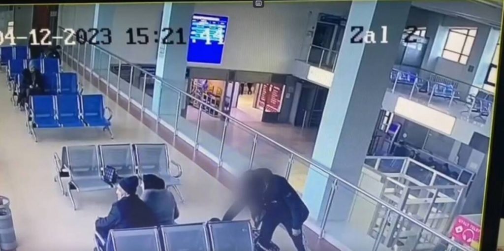 Сумку с деньгами и телефоном украли у иностранца на автовокзале Астаны