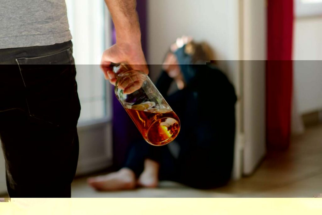 600 потерпевшим от бытового насилия оказана помощь в кризисных центрах