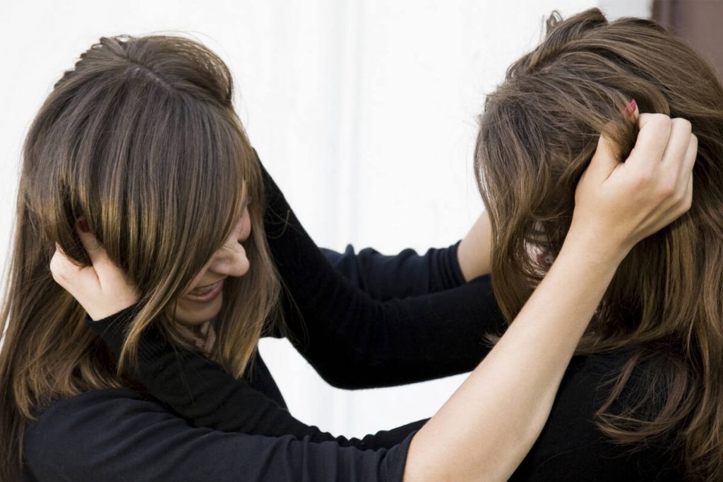 Акмолинские полицейские расследуют дело о женской драке