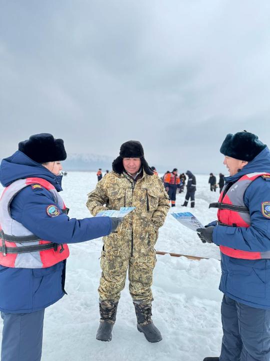 В области Жетісу проведена профилактическая работа по обеспечению и доведению мер безопасности на водоемах в зимний период