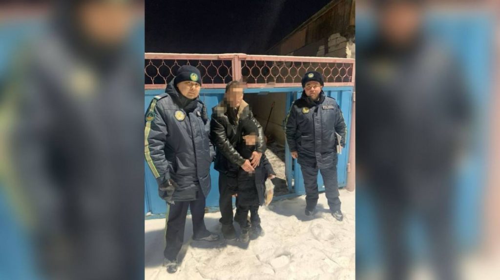 Полицейские просят родителей встречать детей из школы