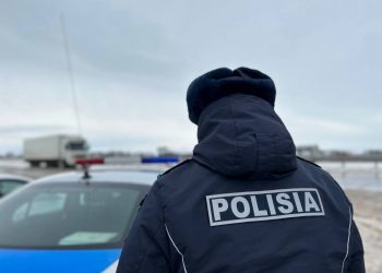 Водитель, лишенный прав, вновь сел за руль пьяным в Жамбылской области