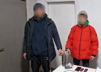 За переброс запрещенки на территорию колонии задержаны двое мужчин в Алматинской области