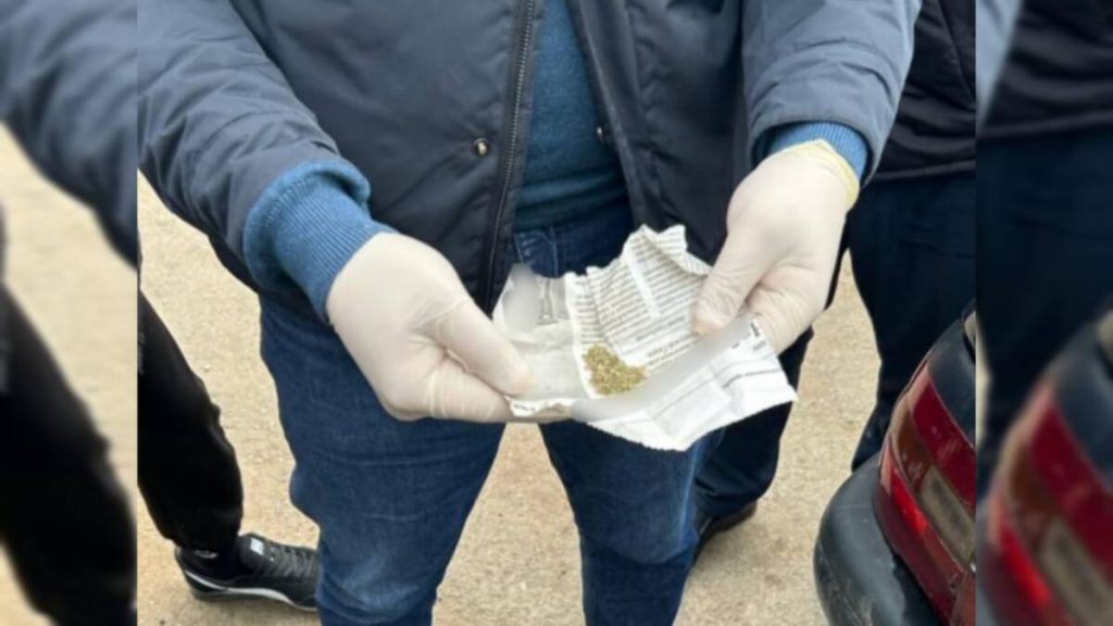 Гашиш у местного жителя нашли туркестанские полицейские