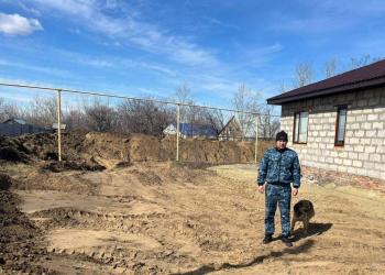 Сельский участковый с первых дней приступил к противопаводковым мероприятиям в Костанайской области