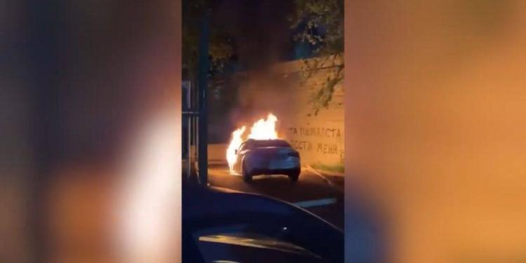Поджигатель машины задержан полицией Алматы