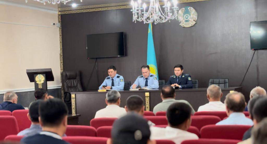 Полицейские призывают частные охранные организации проверить антитеррористическую защищенность объектов в Алматинской области