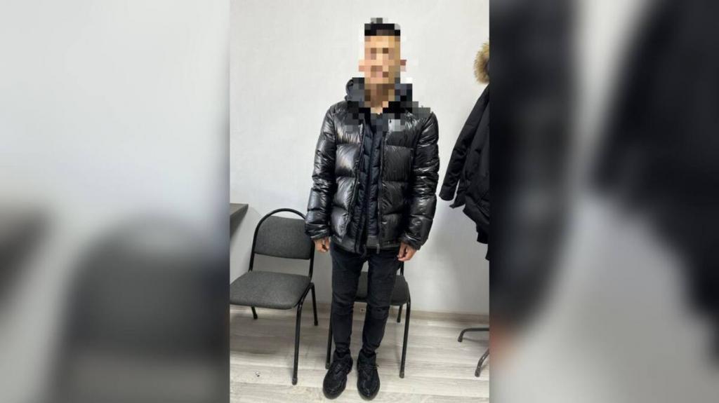 Серийный вор орудовал в компьютерных клубах Алматы