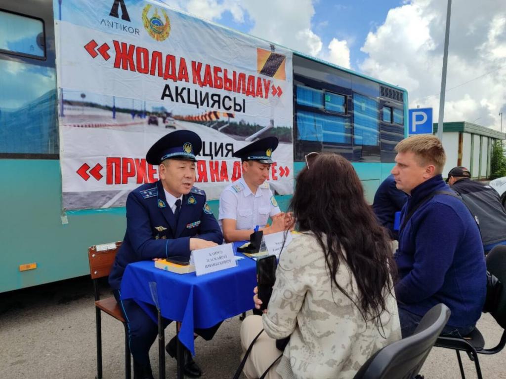 378 обращений поступило от граждан в ходе акции “Приемная на дороге” в Карагандинской области