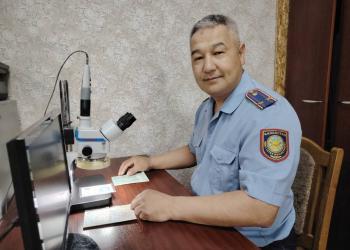 Удостоверение личности в спешке выронил злоумышленник на месте преступления рассказал опытный криминалист из Павлодарской области