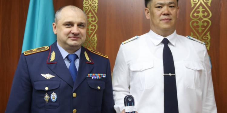 Лучшие стражи правопорядка получили награды в Павлодарской области