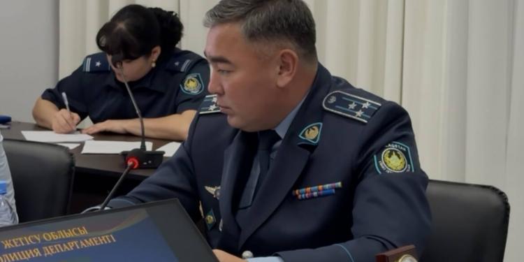Безопасность дорожного движения обсудили с представителями автодорог в области Жетысу