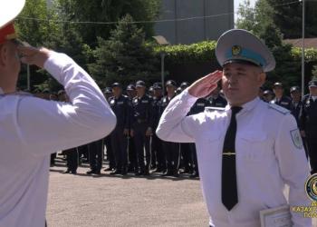 Лучшие стражи порядка поощрены в канун профессионального праздника в Алматы