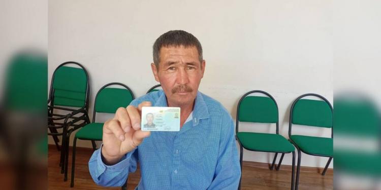 Мужчина более 30 лет прожил без документов в ВКО