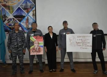 Тимошенко провела лекцию в колонии ЗКО