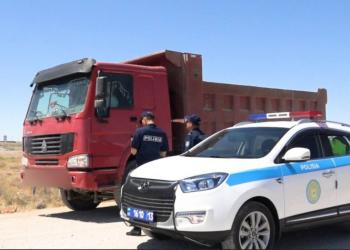 164 грузовых автомашины водворены полицией на штрафстоянку в Туркестанской области
