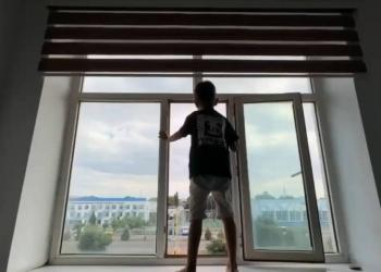 5 фактов падения детей из окон с начала года зарегистрировано в Жамбылской области