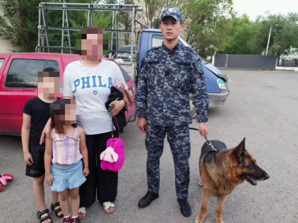 Немецкая овчарка нашла потерявшихся детей в Астане