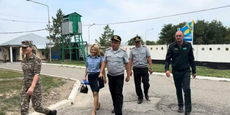 Предупреждение наркомании среди военнослужащих: антинаркотическое мероприятие прошло в Жетысу