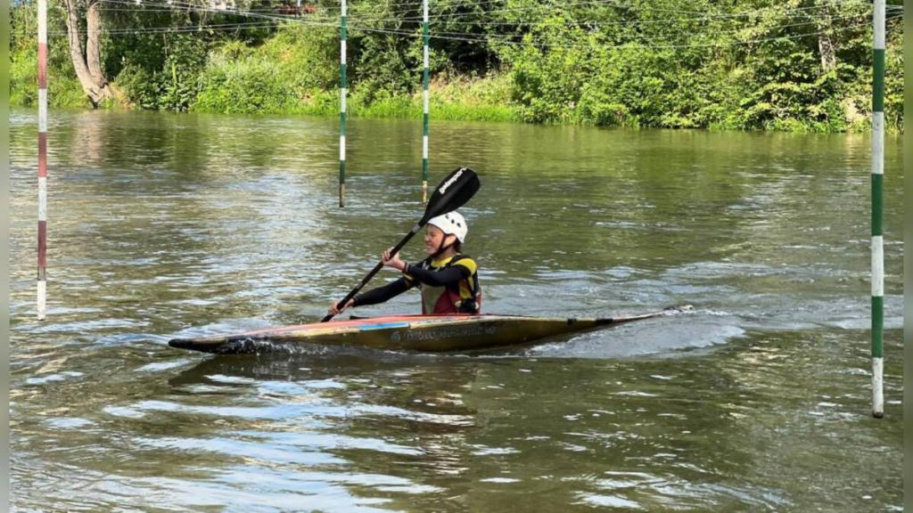 “Скажи наркотикам нет!”: соревнования по гребле на байдарке провели в ВКО