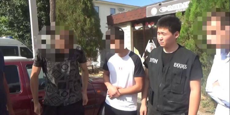 Закладчика с крупной партией “синтетики” задержали полицейские в Таразе