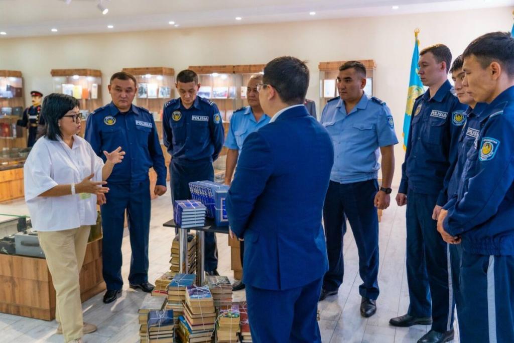 Более 150 книг подарило управление по делам религий областному ДП ВКО