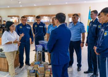 Более 150 книг подарило управление по делам религий областному ДП ВКО