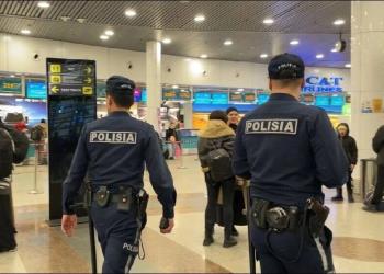 Гражданка России оштрафована на 50 МРП за курение на борту самолета