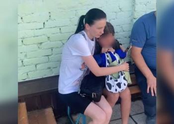 Потерявшуюся девочку вернули домой полицейские ВКО