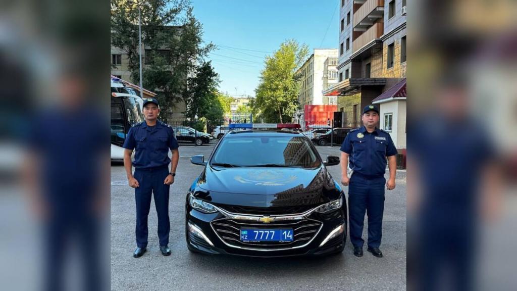 Роженице помогли экстренно добраться в роддом павлодарские полицейские