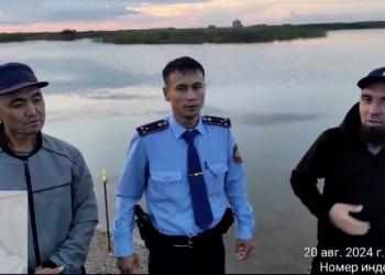 Успешная спасательная операция: акмолинские полицейские спасли тонущих рыбаков