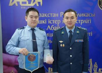 Лучшего дознавателя определили в департаменте полиции области Абай