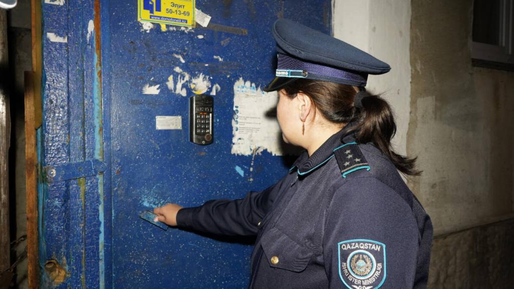 Подучетные семьи проверяет полиция в СКО