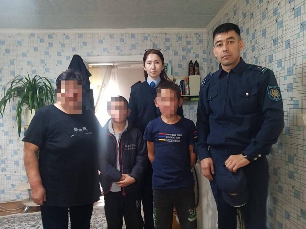 Полицейские вернули родителям пропавших детей в области Абай