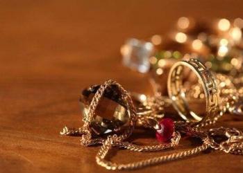 Стажер совершил кражу золотых изделий в больнице Астаны