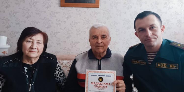 Военнослужащие Национальной гвардии МВД РК поздравили пожилых людей с праздником