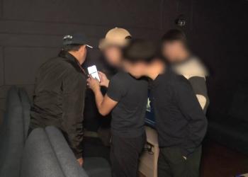 Беспризорников и трудных подростков разыскивает полиция в Алматы