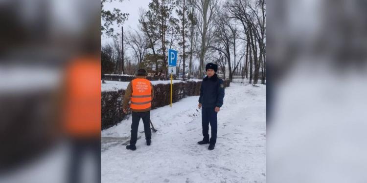 Украл подарок для девушки: получил 80 часов общественных работ в Алматинской области