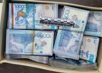 В Караганде задержаны мошенники, выманившие у пенсионерки 22 миллиона тенге