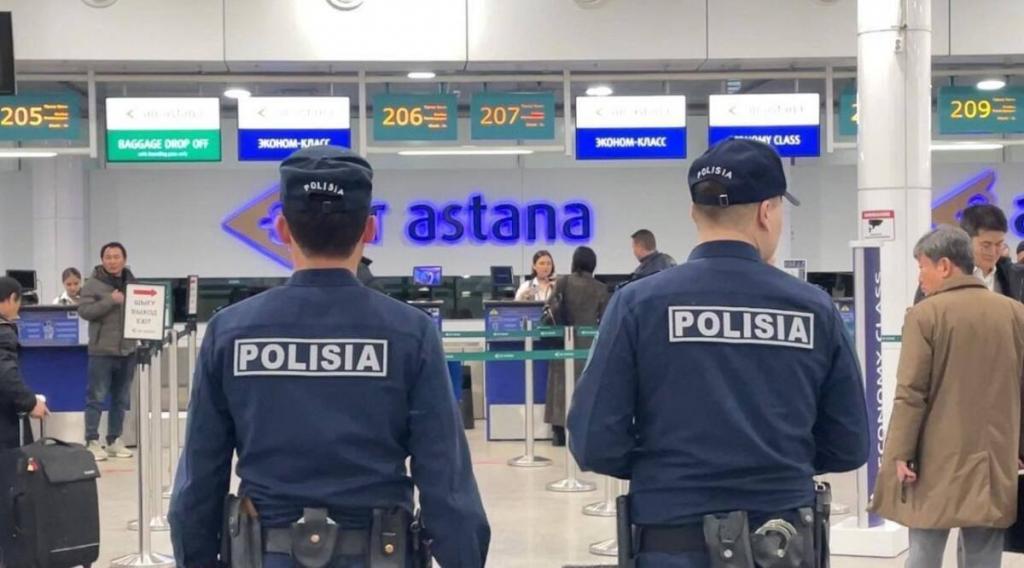 Транспортные полицейские усилили контроль на авиарейсах