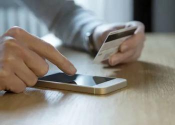 Житель области Абай похитил деньги с найденного телефона